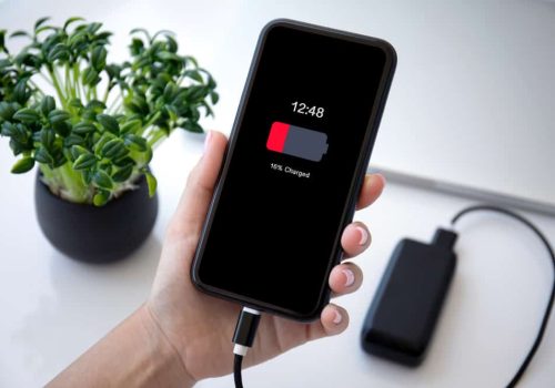low-battery-phone_31510b25-b857-42e4-b66e-8fa8b0a357c7 low-battery-phone_31510b25-b857-42e4-b66e-8fa8b0a357c7